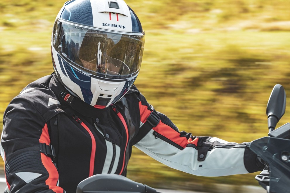 Schuberth C5 test čelade 2022 - Slika 69