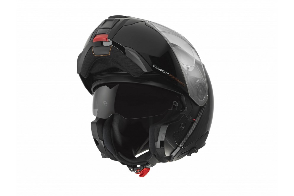 Schuberth bemutatja a C5 Carbon sisakot - Kép 3