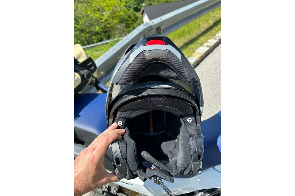 Schuberth E2 Adventure-Helm v testu - Obrázek 11