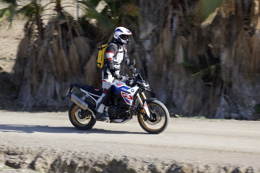 BMW F 900 GS ilk test 2024 - Resim 3