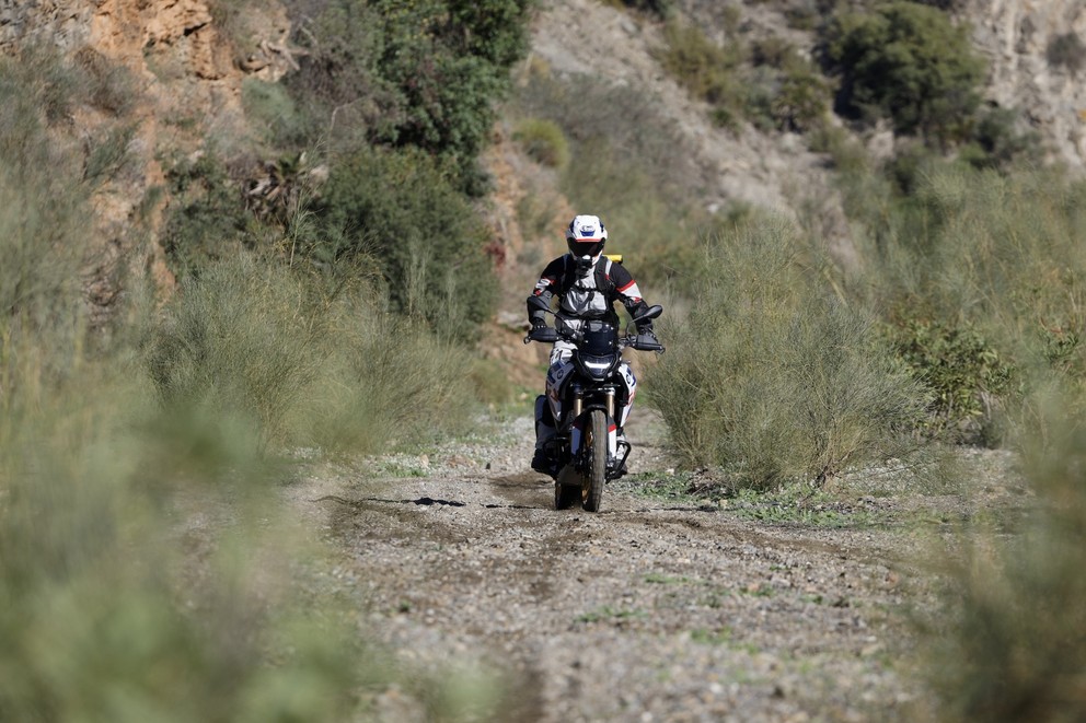 BMW F 900 GS prvi test 2024 - Slika 75