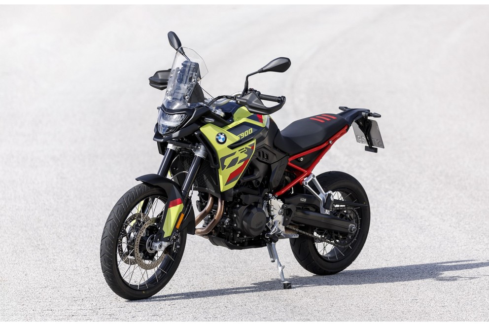 BMW F 900 GS ilk test 2024 - Resim 70