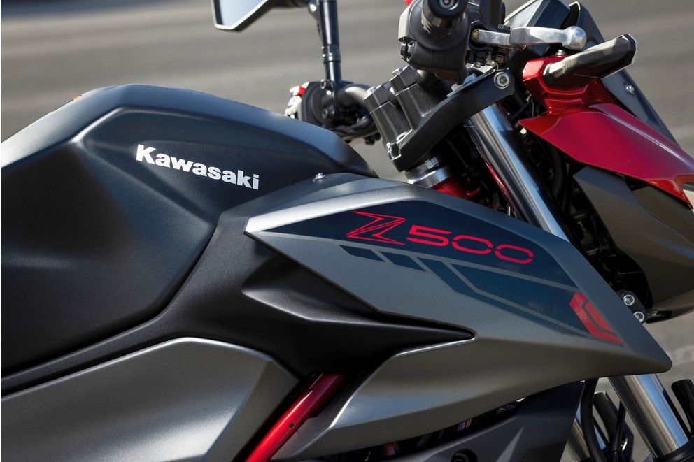 Kawasaki Z500 SE 2024 - Resim 47