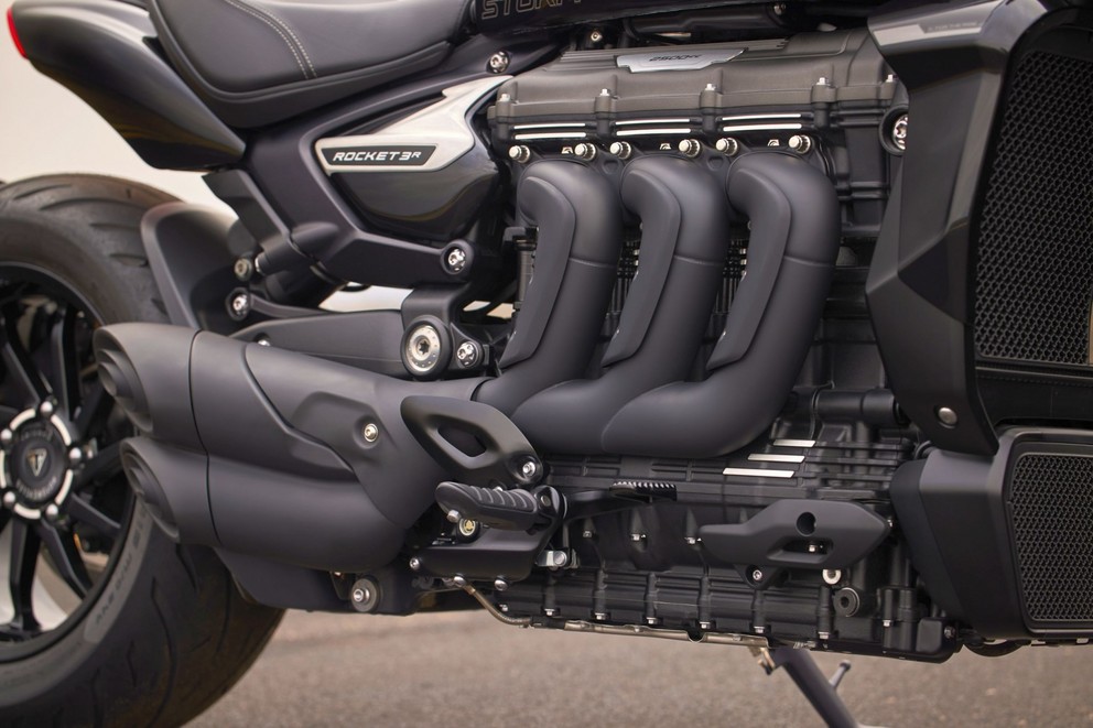 Triumph Rocket 3 R Storm and Rocket 3 GT Storm 2024 - Image 2