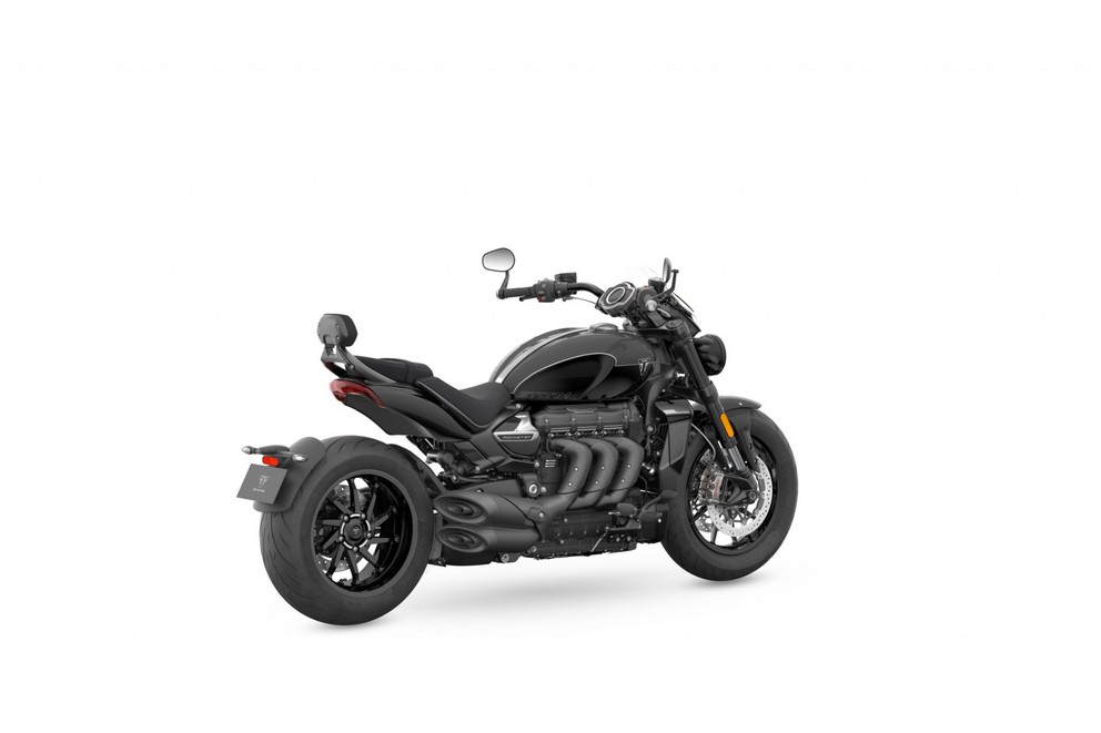 Triumph Rocket 3 R Storm és Rocket 3 GT Storm 2024 - Kép 18