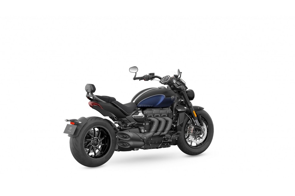 Triumph Rocket 3 R Storm és Rocket 3 GT Storm 2024 - Kép 44