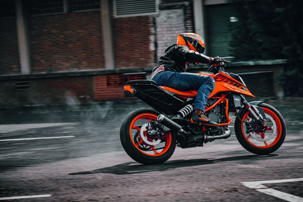 KTM 390 Duke 2024 - Bild 38