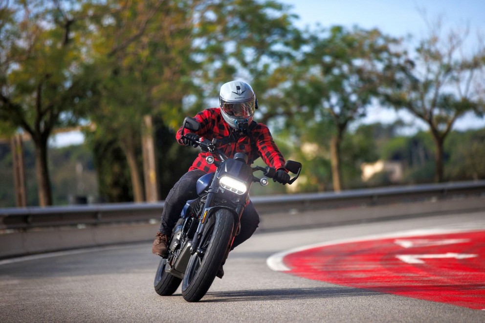 Prueba del casco de turismo deportivo Schuberth S3 - Imagen 27