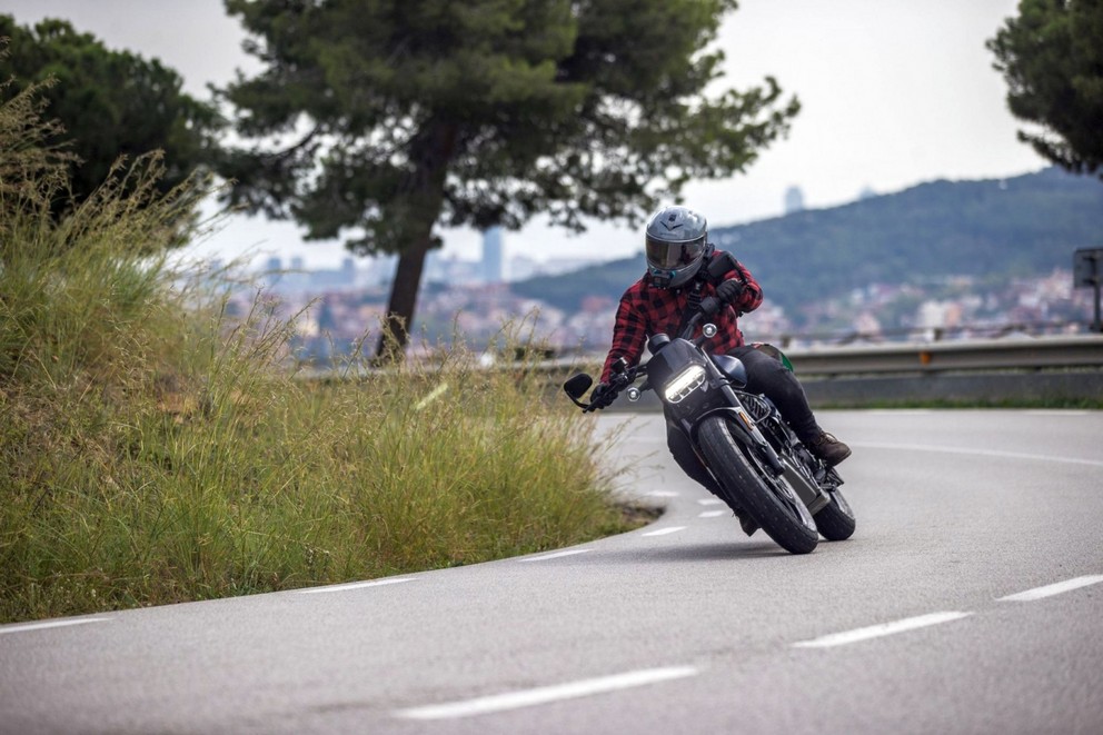 Teste do capacete de turismo desportivo Schuberth S3 - Imagem 19