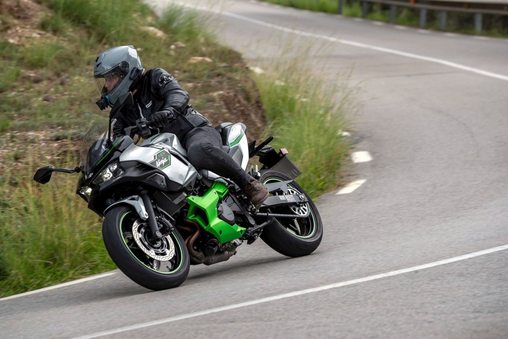 Prueba del casco de turismo deportivo Schuberth S3 - Imagen 46