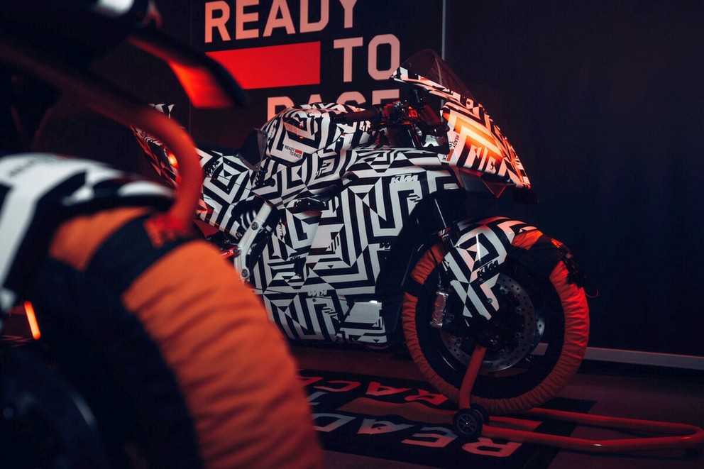 KTM 990 RC R - napokon pravi sportski motocikl za cestu! - Slika 41