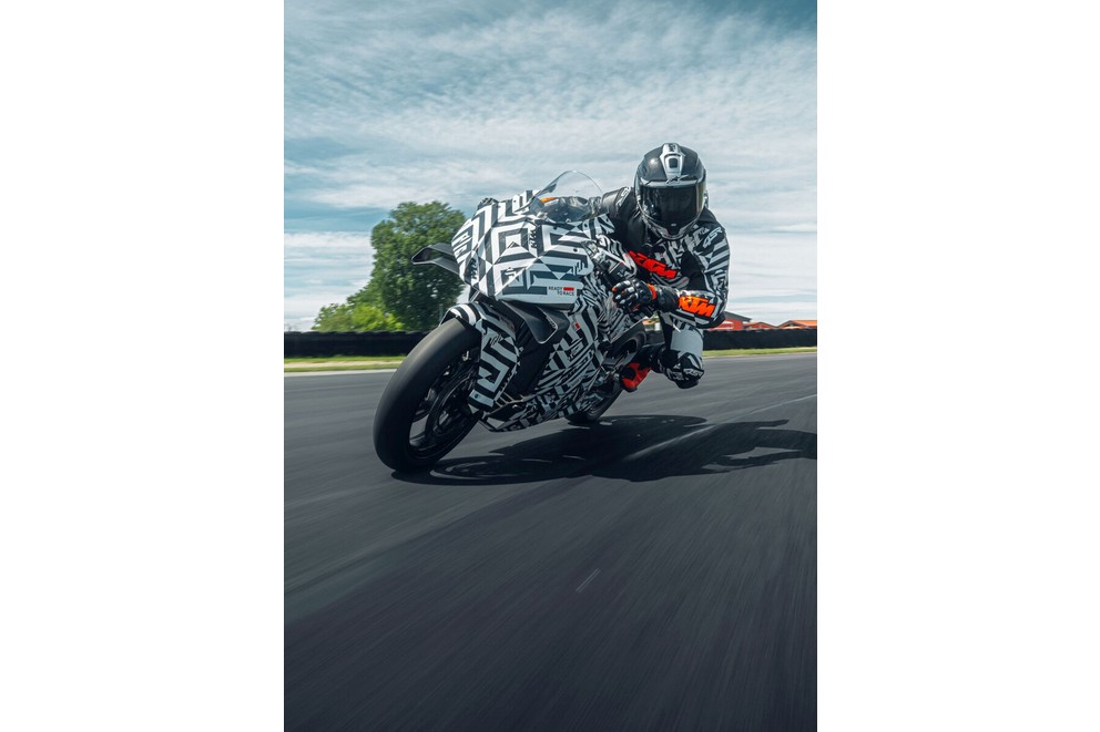 KTM 990 RC R - napokon pravi sportski motocikl za cestu! - Slika 20