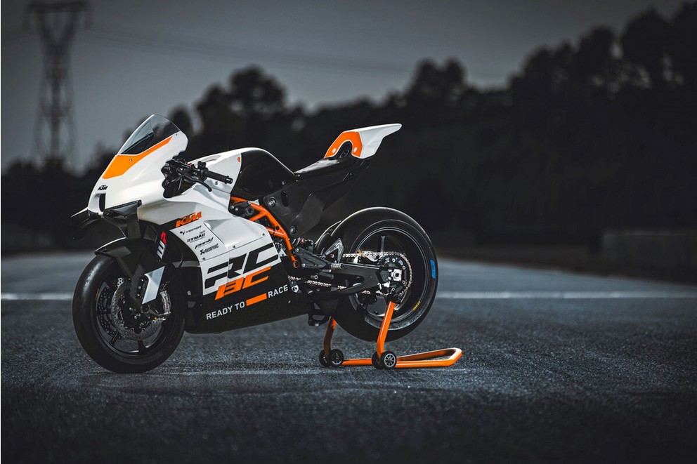 KTM RC 8C Test 2024 - really "Ready to Race"? - Image 29
