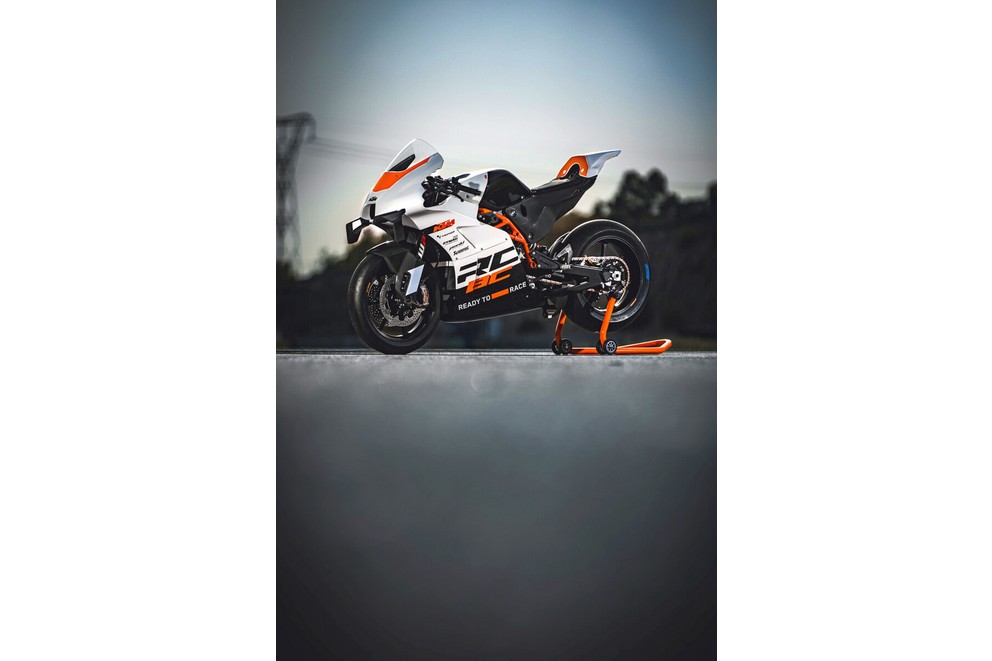 KTM RC 8C Test 2024 - really "Ready to Race"? - Image 10