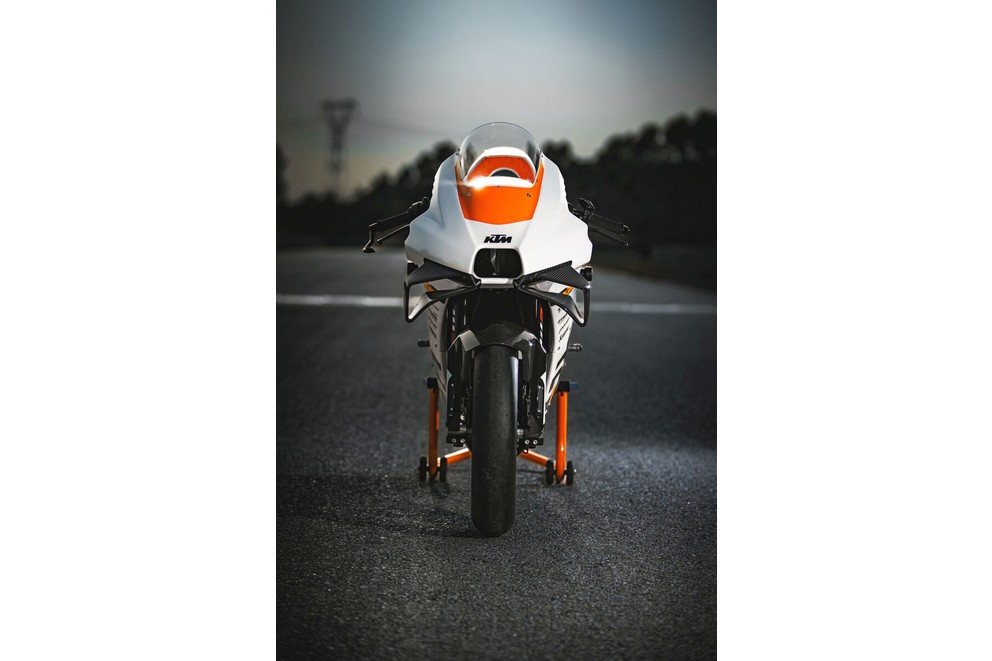 KTM RC 8C Test 2024 - really "Ready to Race"? - Image 20