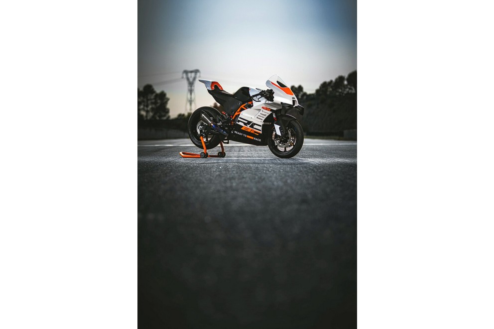 KTM RC 8C Test 2024 - really "Ready to Race"? - Image 24