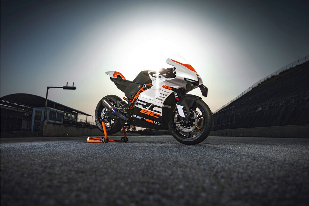 KTM RC 8C Test 2024 - really "Ready to Race"? - Image 32