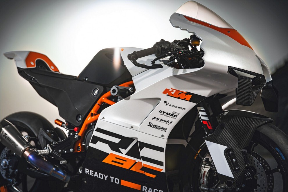Teste da KTM RC 8C 2024 - realmente "Ready to Race"? - Imagem 17
