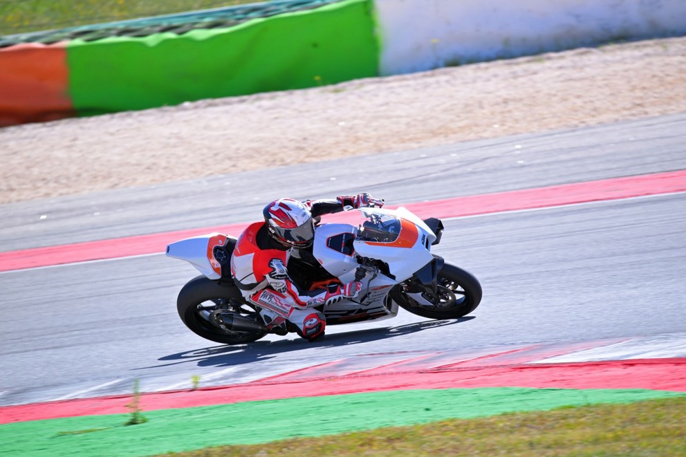 KTM RC 8C Test 2024 - really "Ready to Race"? - Image 33