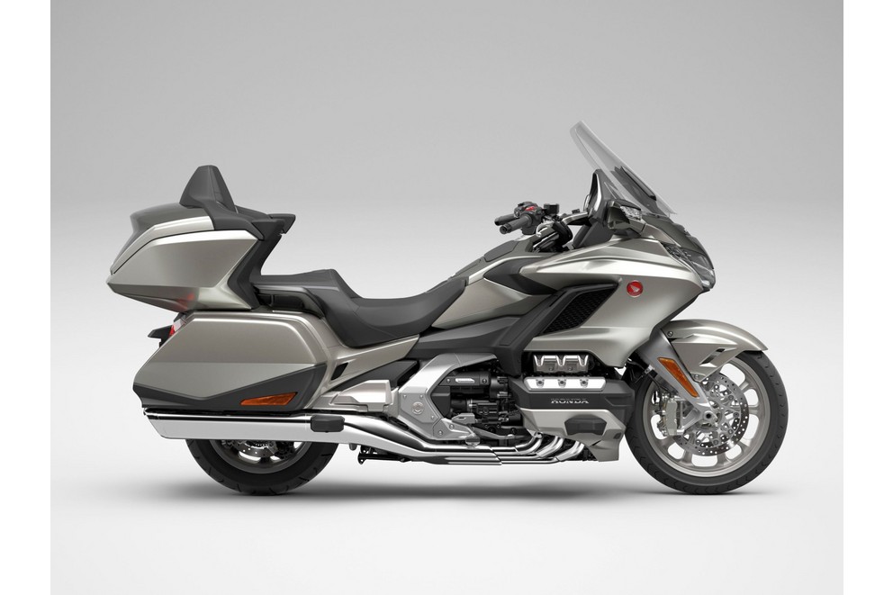 Touring Motorcycles 2024: The Best Models for Long Distances - Image 40