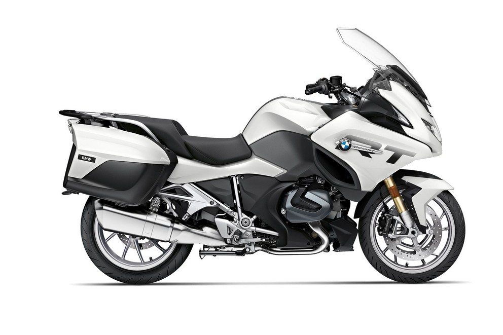 Touring Motorcycles 2024: The Best Models for Long Distances - Image 15