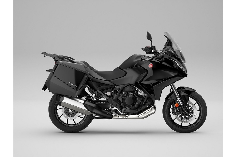 Touring Motorcycles 2024: The Best Models for Long Distances - Image 35