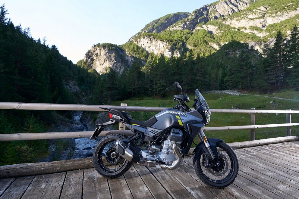 Overview: Mid-Range Adventure Bikes 2024 - Image 33