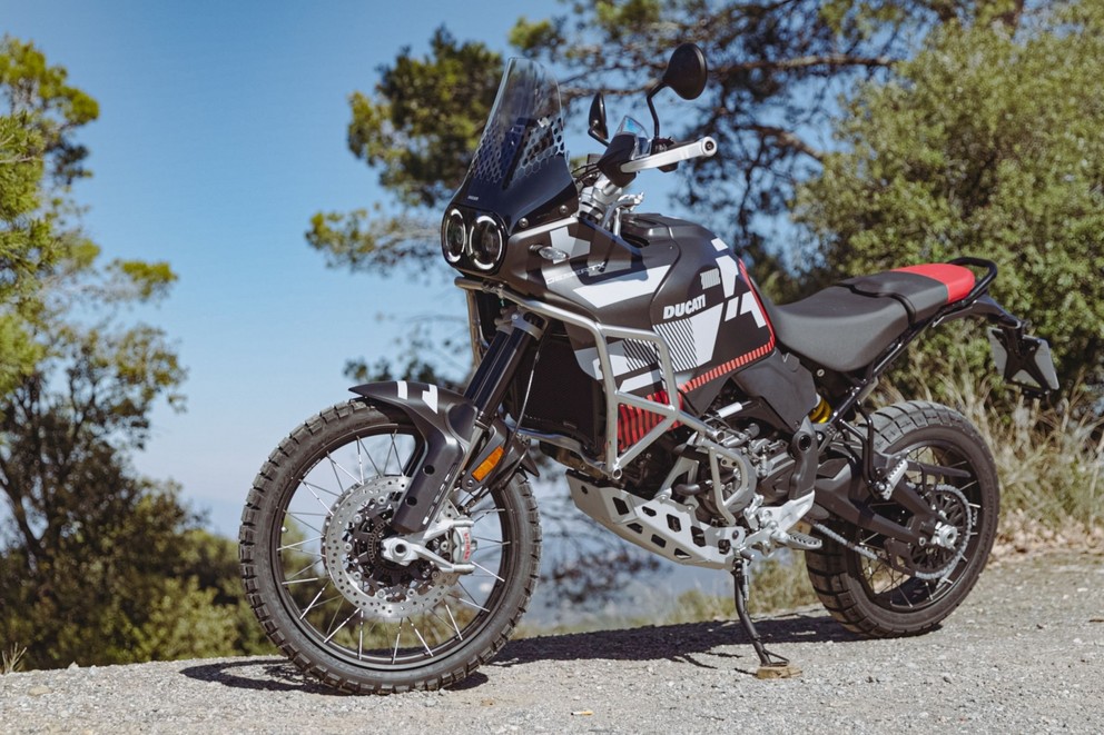 Prehľad: Stredná trieda adventure motorky 2024 - Obrázok 14