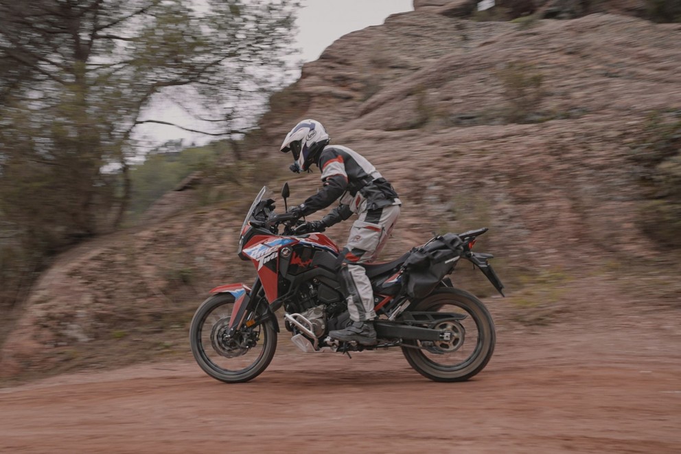 Overview: Mid-Range Adventure Bikes 2024 - Image 20