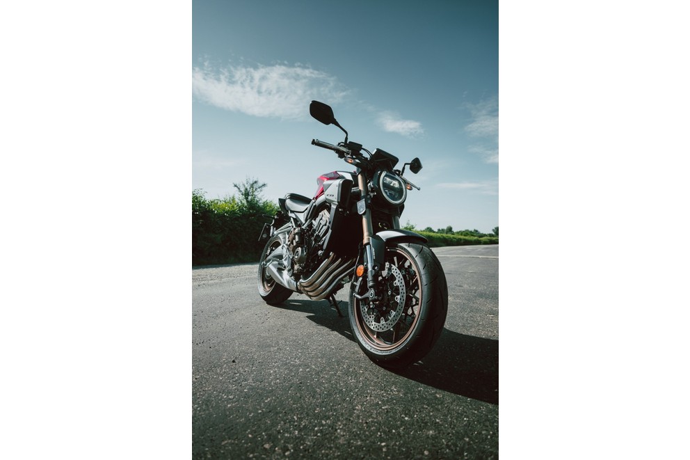 Honda CB650R E-Clutch - La technologie moderne rencontre la puissance classique - Image 4