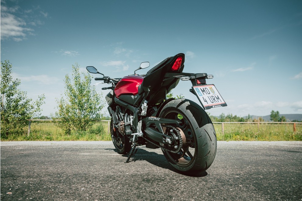 Honda CB650R E-Clutch - La technologie moderne rencontre la puissance classique - Image 18