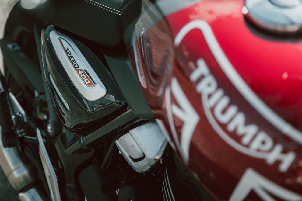 Triumph Speed 400 - Agilidade e fator de diversão - Imagem 50