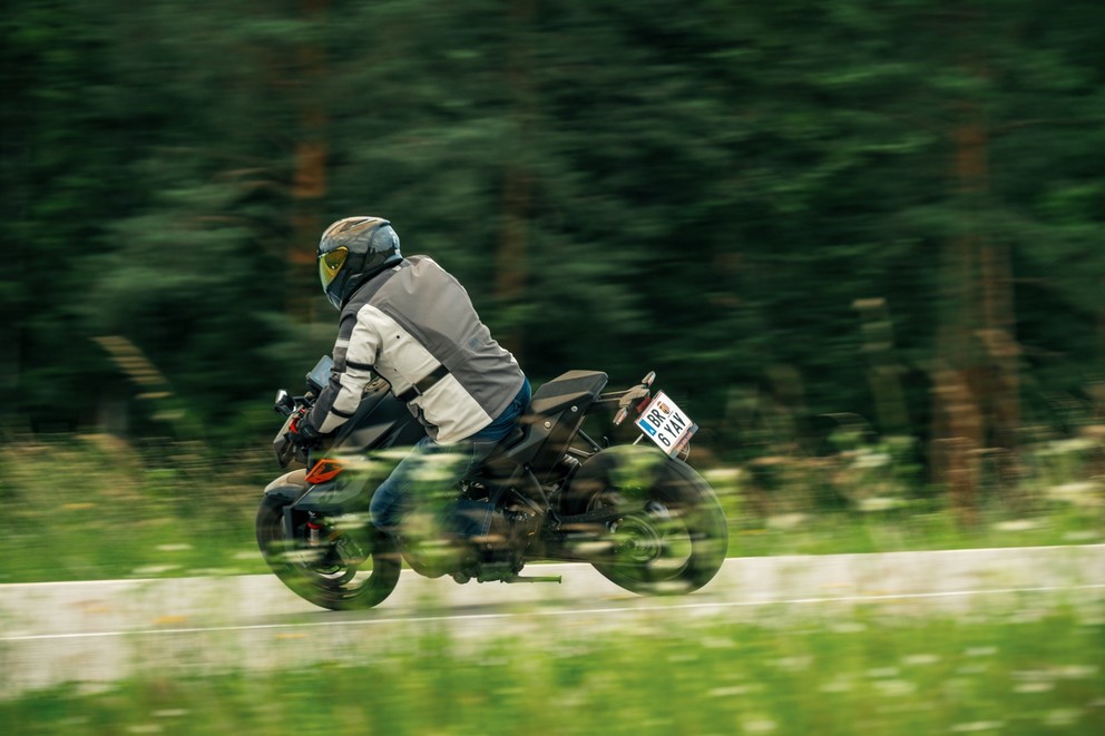 Nakedbike Test 2024 - 10 motoren in de test - Alle ervaringen in een oogopslag - afbeelding 56