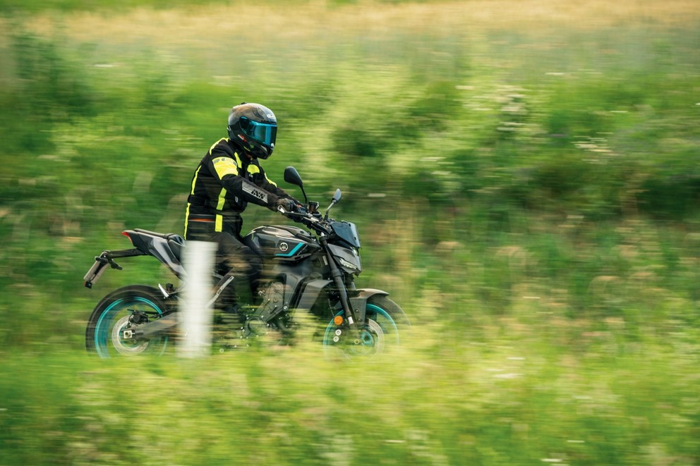 Test motocykli nakedbike 2024 - 10 motocykli w teście - Wszystkie doświadczenia w skrócie - Obraz 74