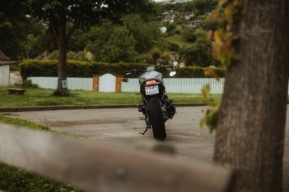 Benelli Leoncino 800 R - a svájci különleges modell - Kép 33