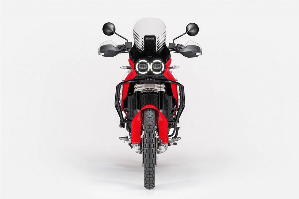 Ducati DesertX Discovery 2024 - Imagem 14