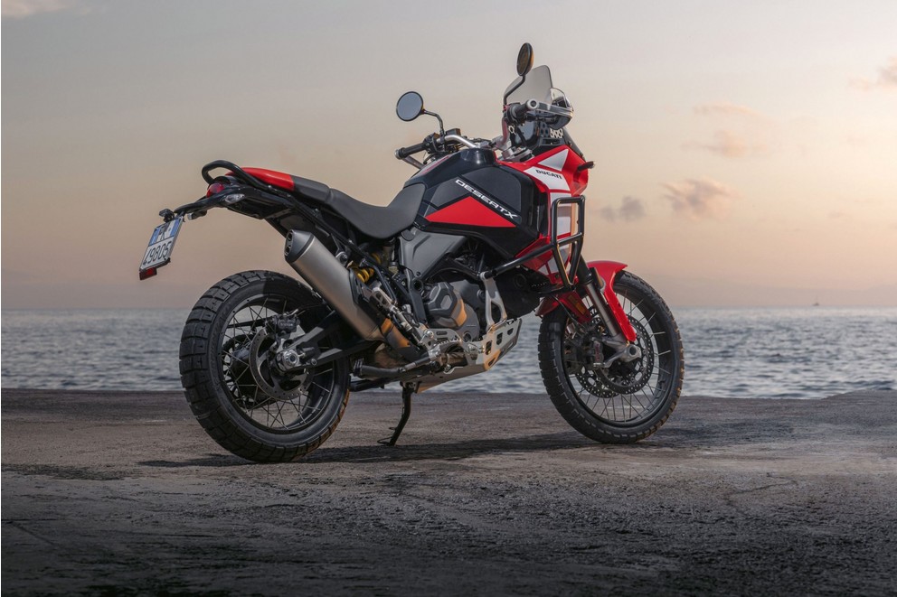 'Ducati DesertX Discovery 2024' - Слика 2