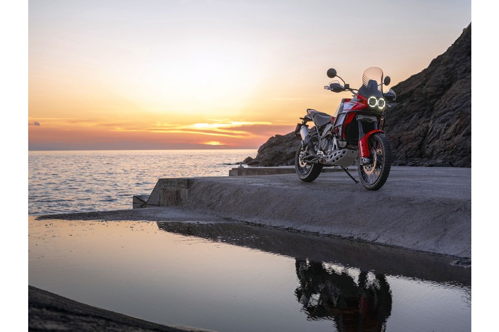 'Ducati DesertX Discovery 2024' - Слика 46