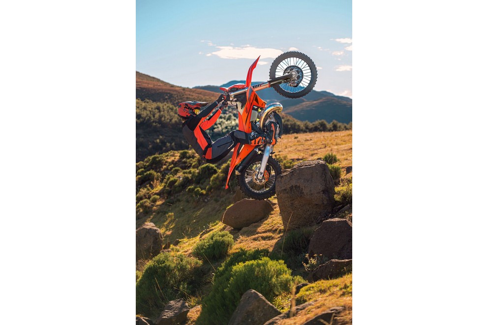 KTM EXC Modelleri 2025 - Enduro Yenilikleri - Resim 12