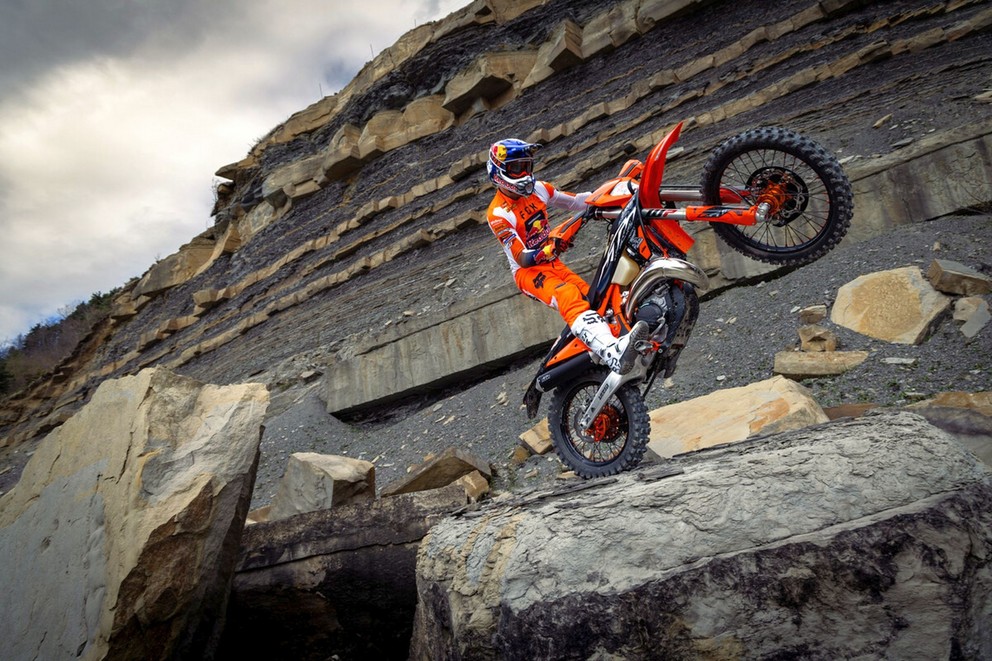 KTM 300 EXC HARDENDURO 2025 - Imagem 3