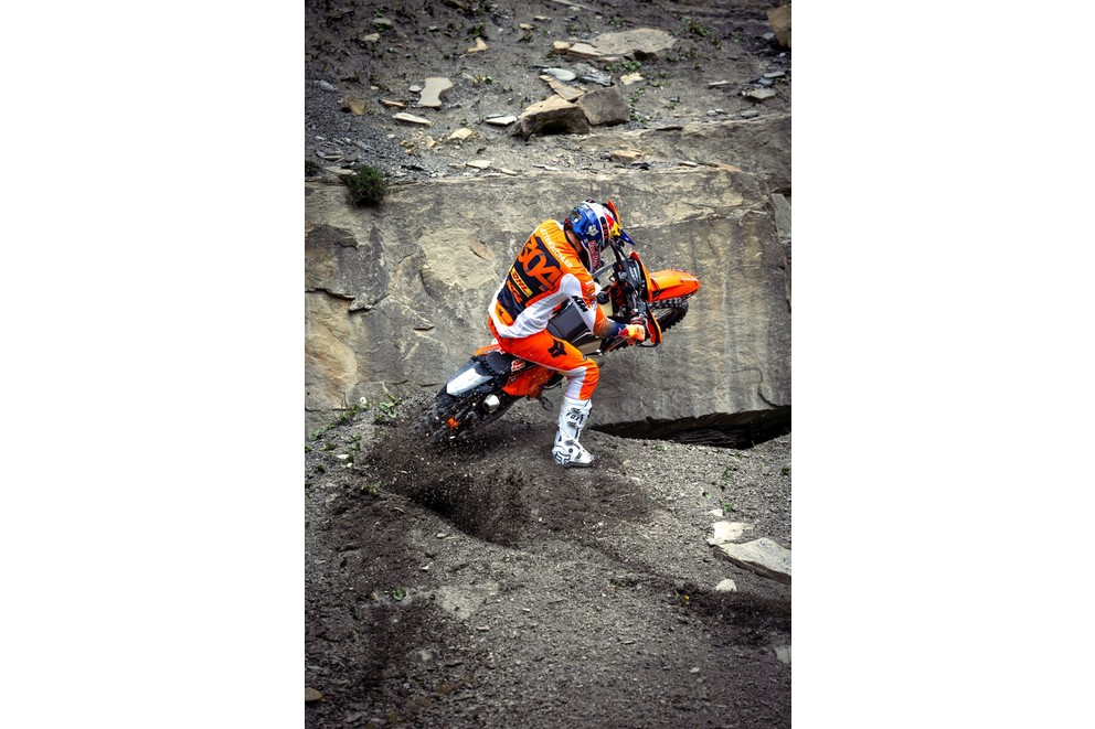 KTM 300 EXC HARDENDURO 2025 - Imagem 7