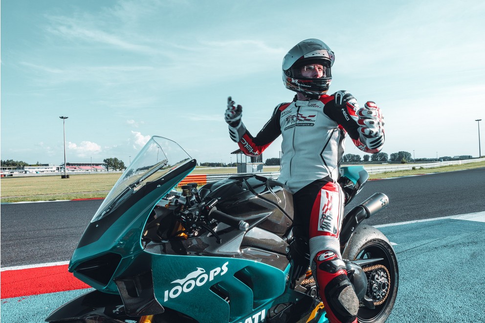 Ducati Panigale V4 Racebike Projekat 2024 - Слика 19