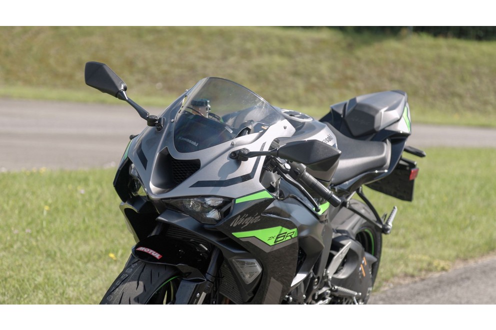 Kawasaki Ninja ZX-6R 2024 Testi kırsal yolda - Resim 27