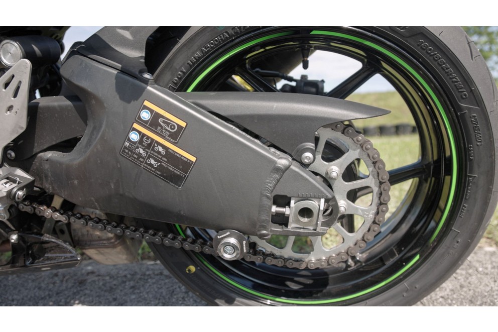 Kawasaki Ninja ZX-6R 2024 teszt a vidéki utakon - Kép 8