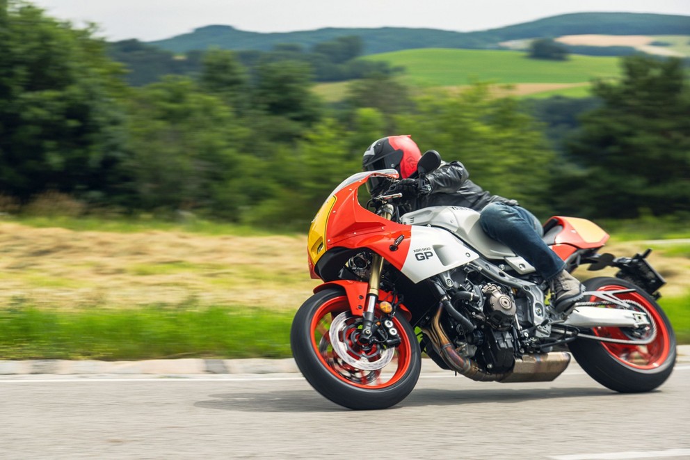 Yamaha XSR900 GP 2024 Test on the Country Road - Image 46