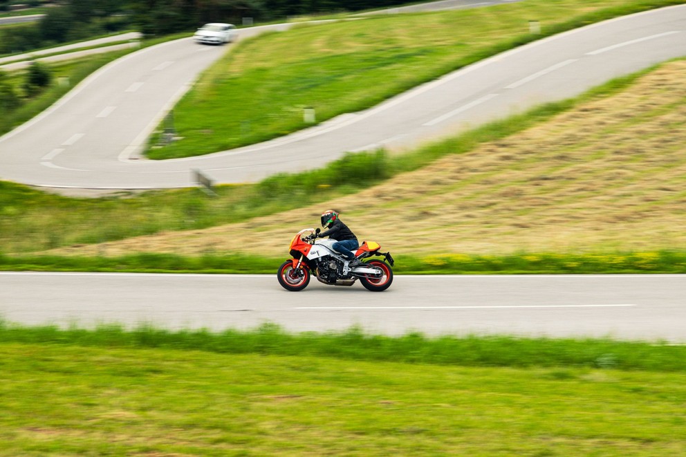 Yamaha XSR900 GP 2024 Test on the Country Road - Image 26