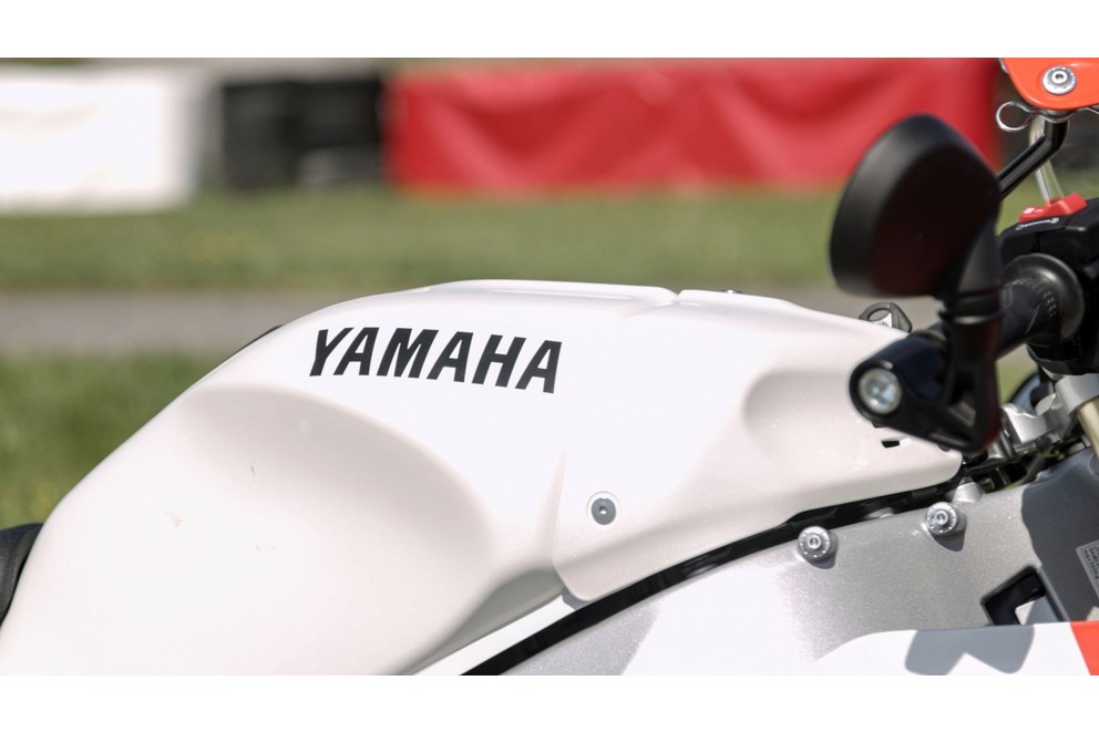 Yamaha XSR900 GP 2024 Test op de landweg - afbeelding 15