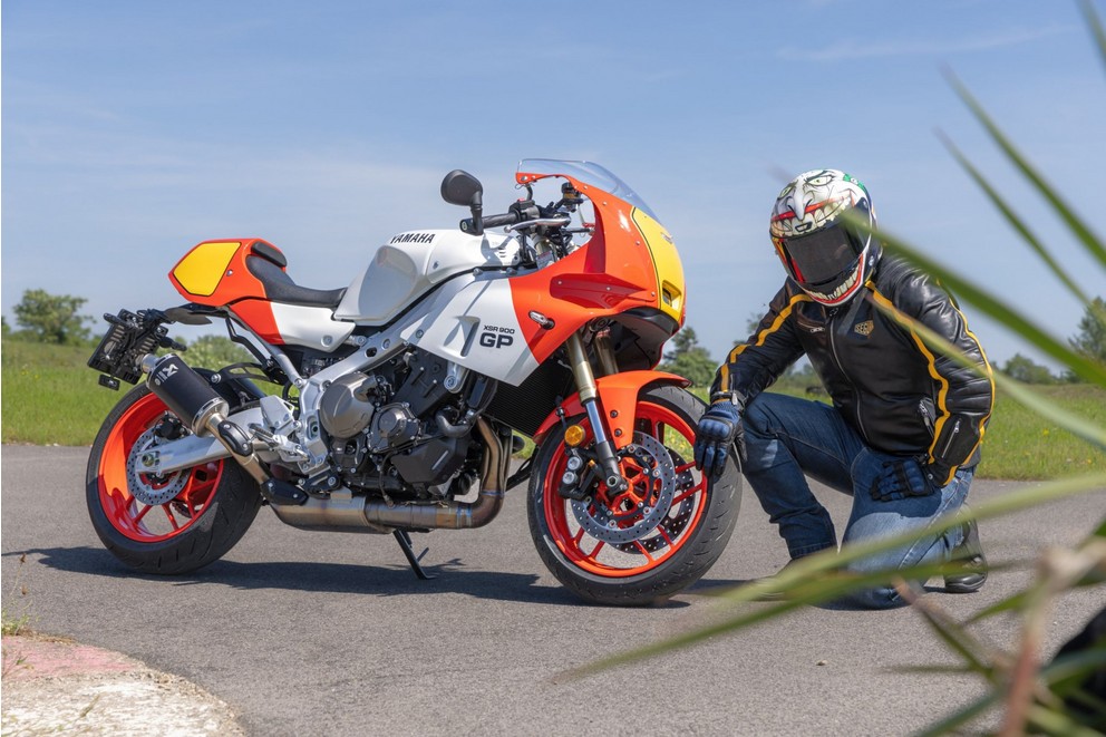 Yamaha XSR900 GP 2024 Test on the Country Road - Image 10