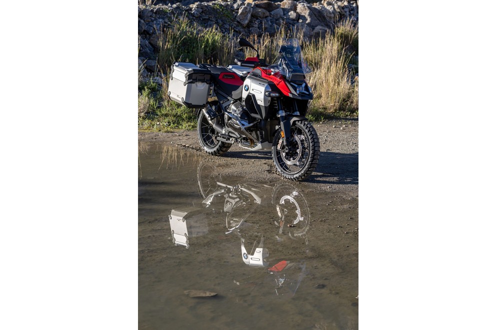 BMW R 1300 GS Adventure 2025 - Obrázek 5