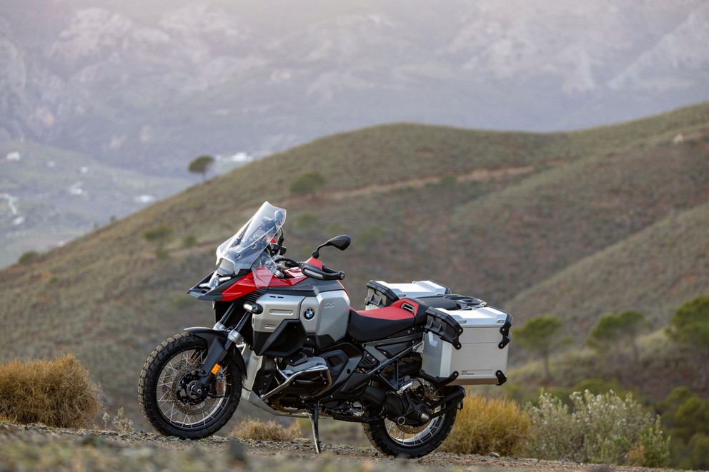 BMW R 1300 GS Adventure 2025 - Obrázek 2